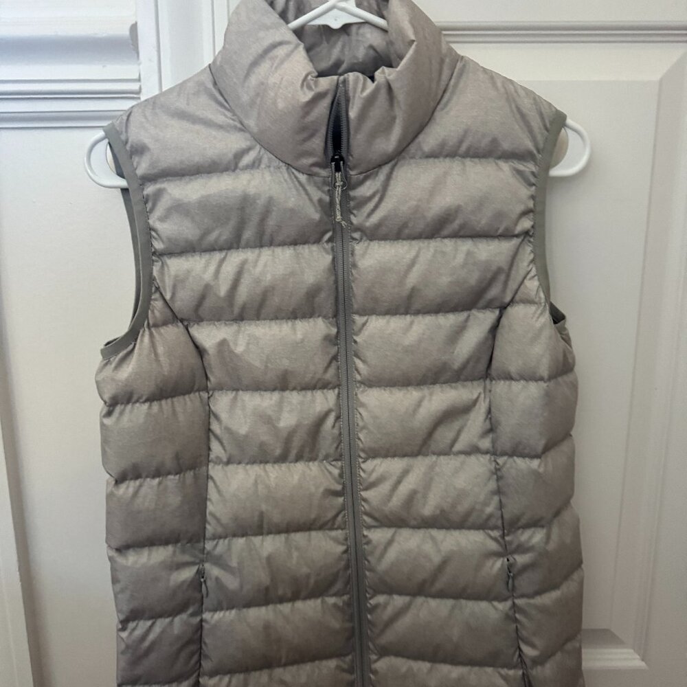 Eddie Bauer womens Lite Down Vest size S